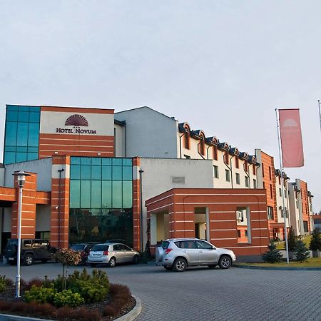 Hotel Novum&Spa Niepołomice Buitenkant foto