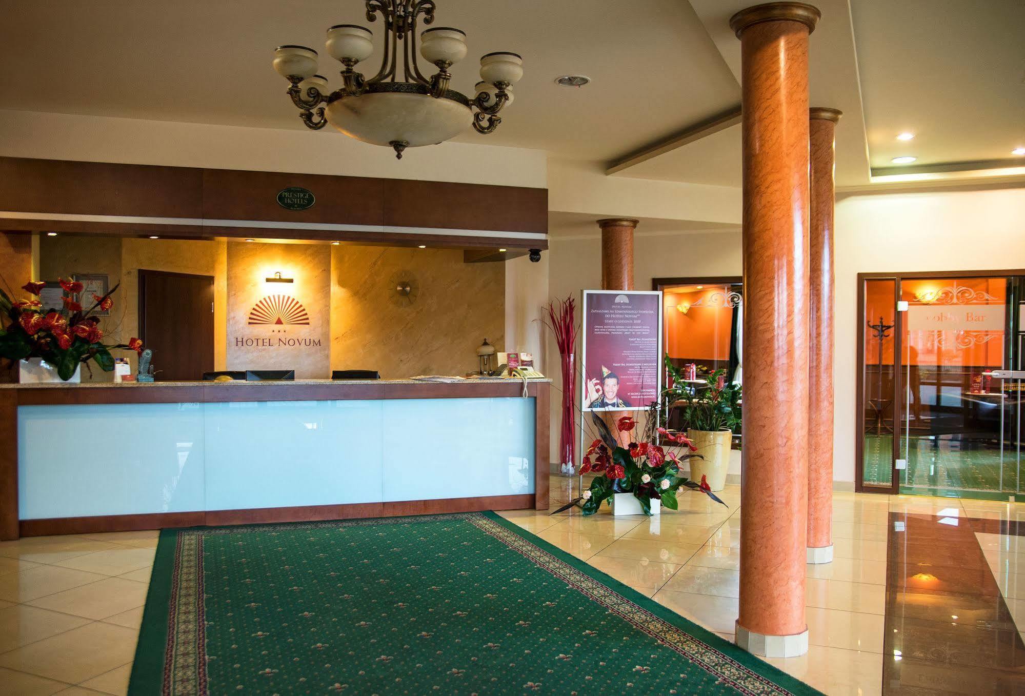 Hotel Novum&Spa Niepołomice Buitenkant foto